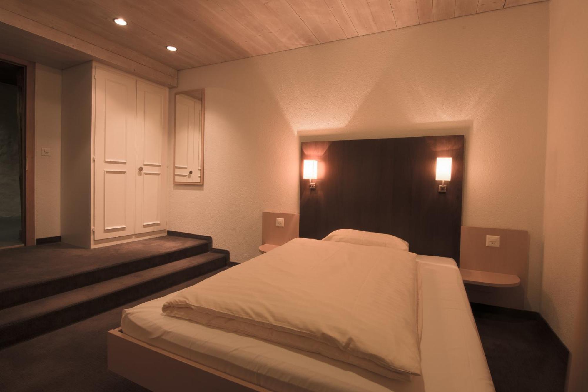 Hotel Zum Goldenen Kreuz Frauenfeld Room photo